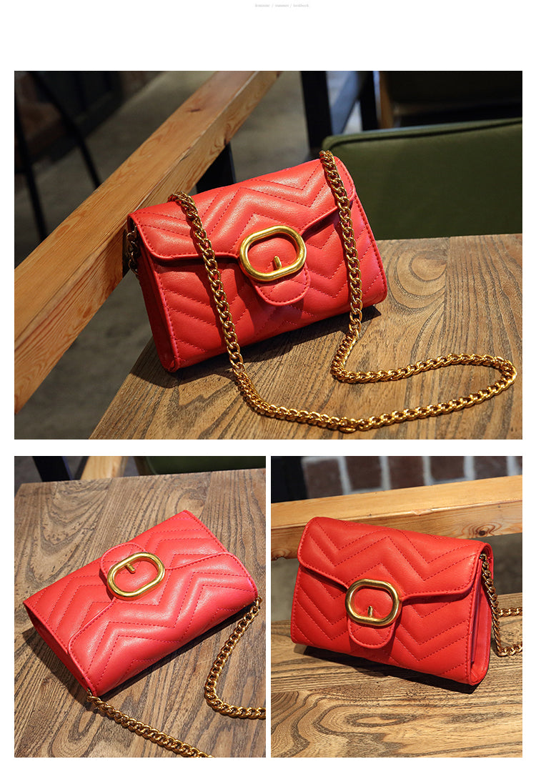 Vinaya Chain Cross Bag - Red