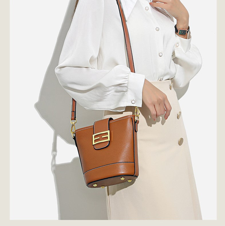 Iconic Bucket Bag - Brown