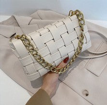 Mahru Pleated Cross Bag - White